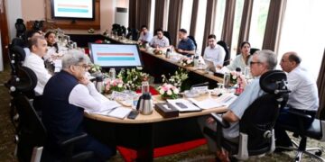 Promote SKICC For Mice Tourism, Improve Visibility Of Jktdc Rooms: CM Omar Tells SKICC, JKTDC At Board Meets