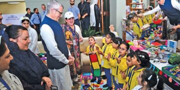 CM advocates holistic implementation of National Education Policy, Urges educators to empower learners