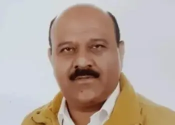 Dy CM