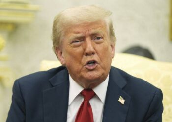 Kremlin Reacts to Trump’s “Very Serious” Statements, Seeks Time for Analysis