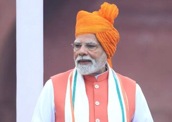 CM Unveils His Govt’s 10-Month Progress Report Before People