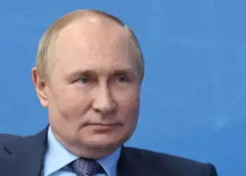 Putin Signs Law Expanding Grounds for Revoking Naturalized Russian Citizenship