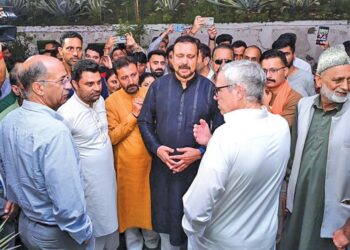 CM Omar Abdullah visits cloudburst-hit Chashoti village, announces relief, rehabilitation measures