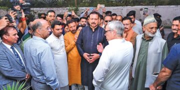 CM Omar Abdullah visits cloudburst-hit Chashoti village, announces relief, rehabilitation measures