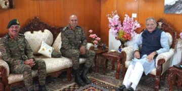 Army Commander Northern Command calls on LG Ladakh, Discusses Leh Situation