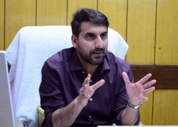 Secy RDD reviews progress on implementation of PMAY-G across J&K