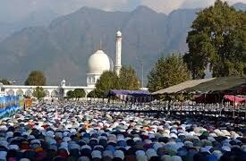 Thousands flock to Dargah Hazratbal to celebrate Milad-un-Nabi (SAW)