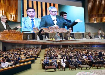 CM Omar Abdullah releases ‘Durr-e-Naayaab’, Minister Sakina Itoo’s tribute to her father