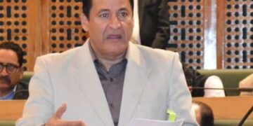 Agriculture, allied sectors suffered about Rs. 209 crores loss due to highway closure: Javid Dar