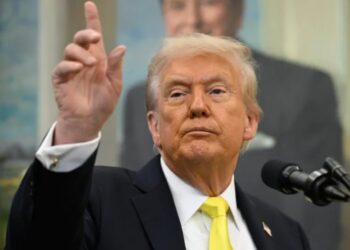 Trump Confirms Covert CIA Operations in Venezuela, Escalating Tensions