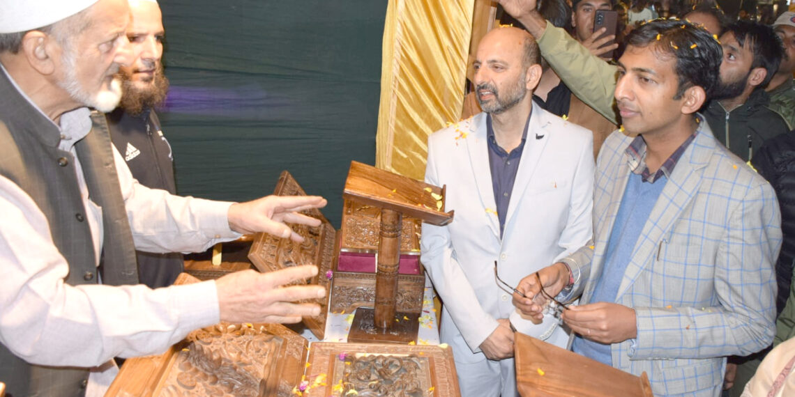 Craft Meets Culture: Div Com(K) Launches “Know Your Artisan” at Iconic Ghanta Ghar