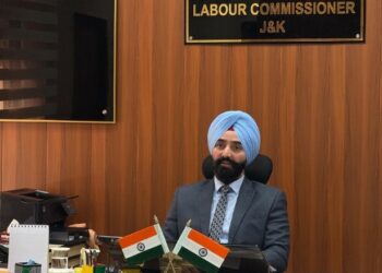 Labour Commr J&K issues final compliance notice to defaulter Trade Unions