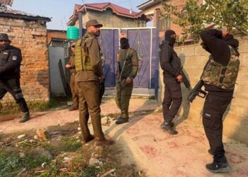 J&K Police heighten security in wake of Delhi blast; launch crackdowns on banned JeI in Kashmir