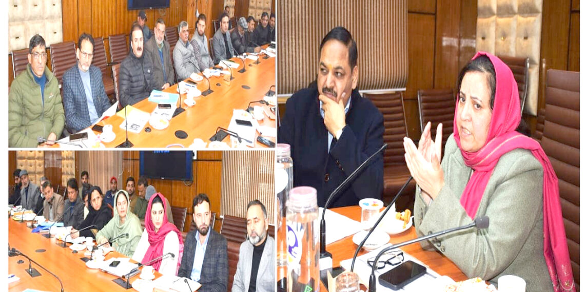 Sakeena Itoo reviews performance, functioning of School Education Department in Kashmir Division