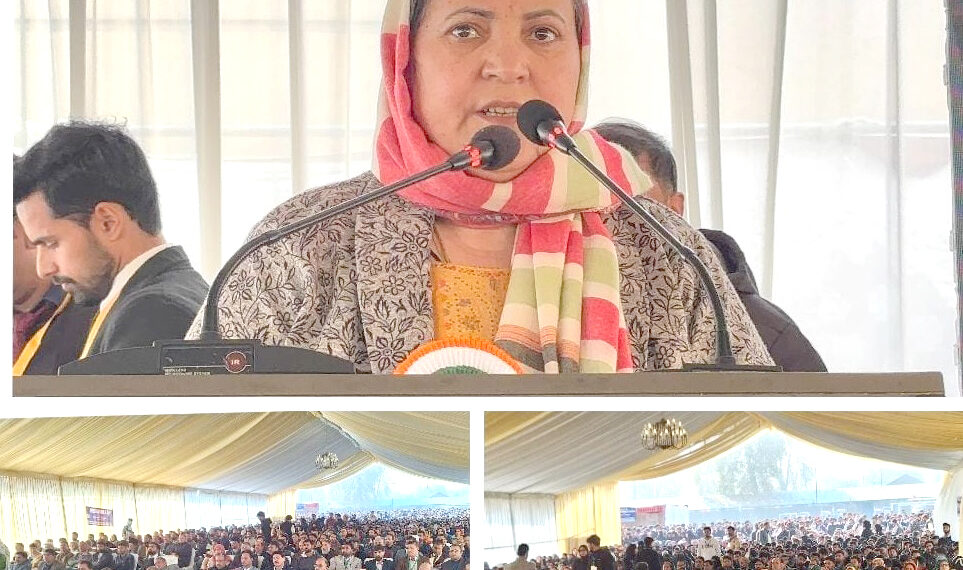 Sakeena Itoo addresses Platinum Jubilee celebrations of Shaheed Himayun Muzzamil Memorial GDC Anantnag