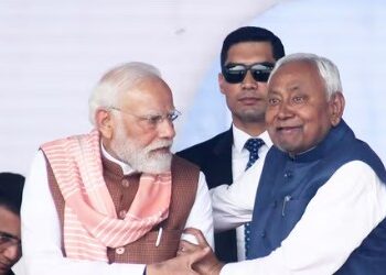 Nitish Kumar Takes Oath as Bihar CM for Record 10th Time in Grand NDA Ceremony