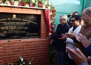 CM Omar Abdullah Inaugurates Noor Jahan Bridge at Qamarwari