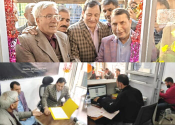 Javid Dar inaugurates 6th branch of KMCO bank at Kunzer Baramulla