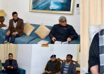 After Nowgam Police Station blast, LG Sinha chairs high level meeting in Srinagar    