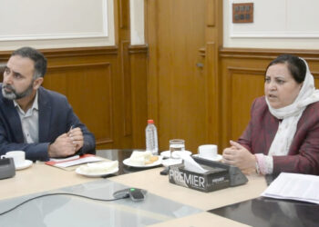 Sakeena Itoo conducts comprehensive assessment of Winter Preparedness across South Kashmir districts