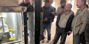 Director Agriculture Kashmir visits SM Farm Gangbug Srinagar