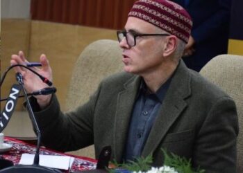 At district review, CM Omar Abdullah stresses on robust winter preparedness; fast-paced execution of development works in Budgam