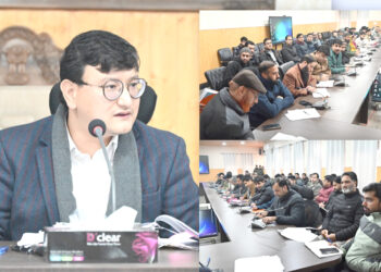 Good Governance Week 2025: DC Baramulla reviews preparations for ‘Prashasan Gaon Ki Ore’