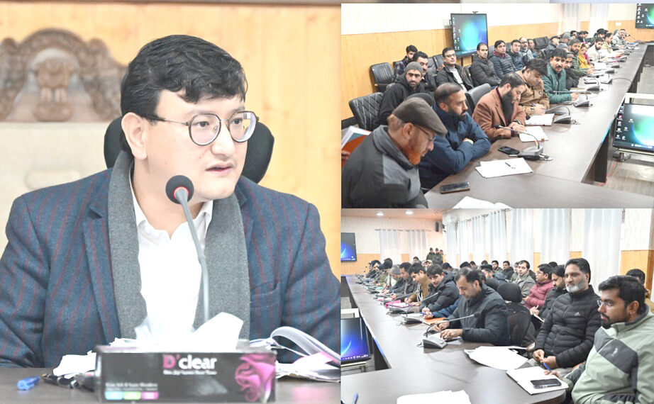 Good Governance Week 2025: DC Baramulla reviews preparations for ‘Prashasan Gaon Ki Ore’
