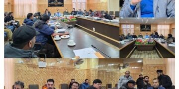 Director SEK reviews Departmental Progress with CEOs of Kashmir Division