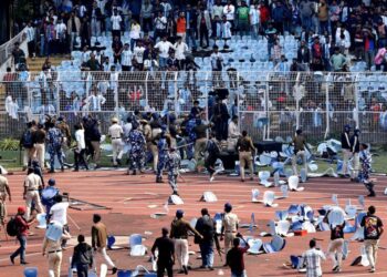 Football star Lionel Messi’s Kolkata Visit Ends in Chaos as Angry Fans Breach Stadium Security