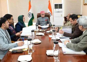 J&K Cabinet okays proposals for 5-marla plots to flood-affected, salary enhancement to VLWs