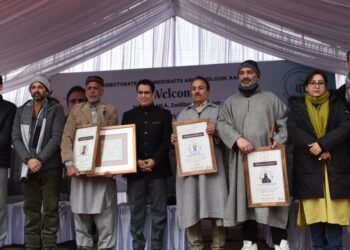 MLA Zadibal felicitates National Award winners in Kashmir Handicrafts