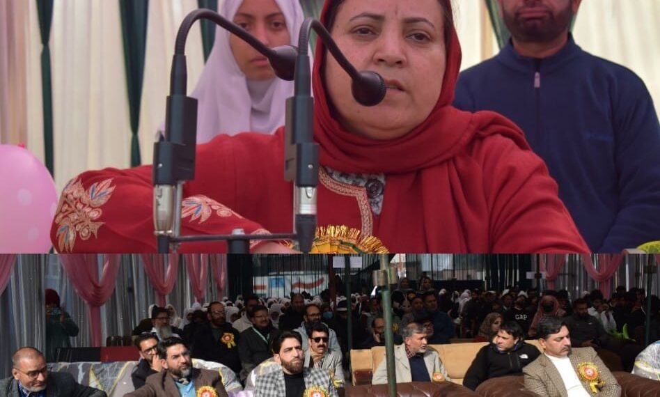 Sakeena Itoo visits GHSS Hawal Pulwama