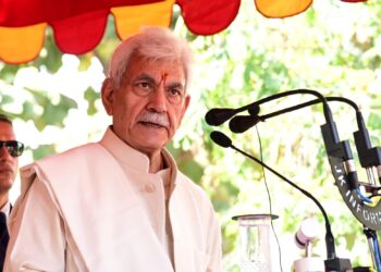 Nation must set collective target to make Bharat powerful: LG Sinha