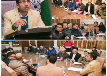 Vehicular Movement at Zojila Pass during Winters: Div Com Kashmir Reviews Preparedness Measures