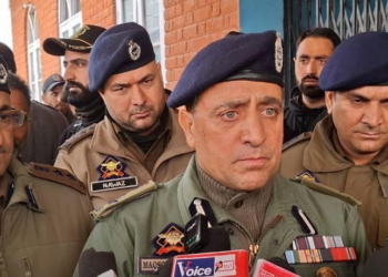 Public support crucial in police fight against drugs, terrorism: DIG Maqsood-ul-Zaman